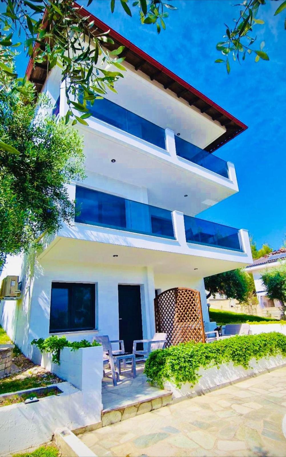 Eden Sea View Harmony Apartment Pefkochori Exterior photo
